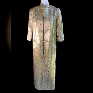 Vintage Chinoiserie Gold Brocade Long Coat. (Mc)